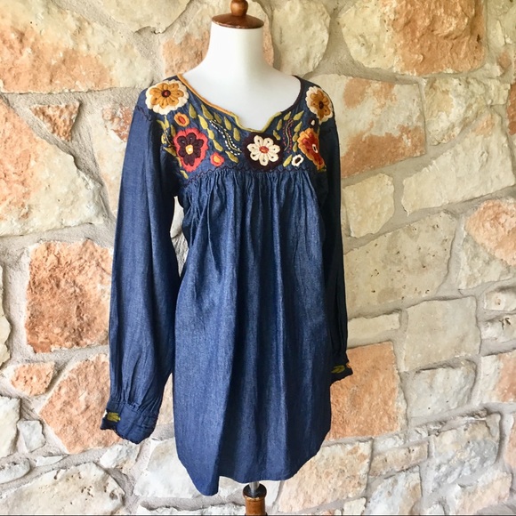 Tops - Embroidered Mexican Tunic